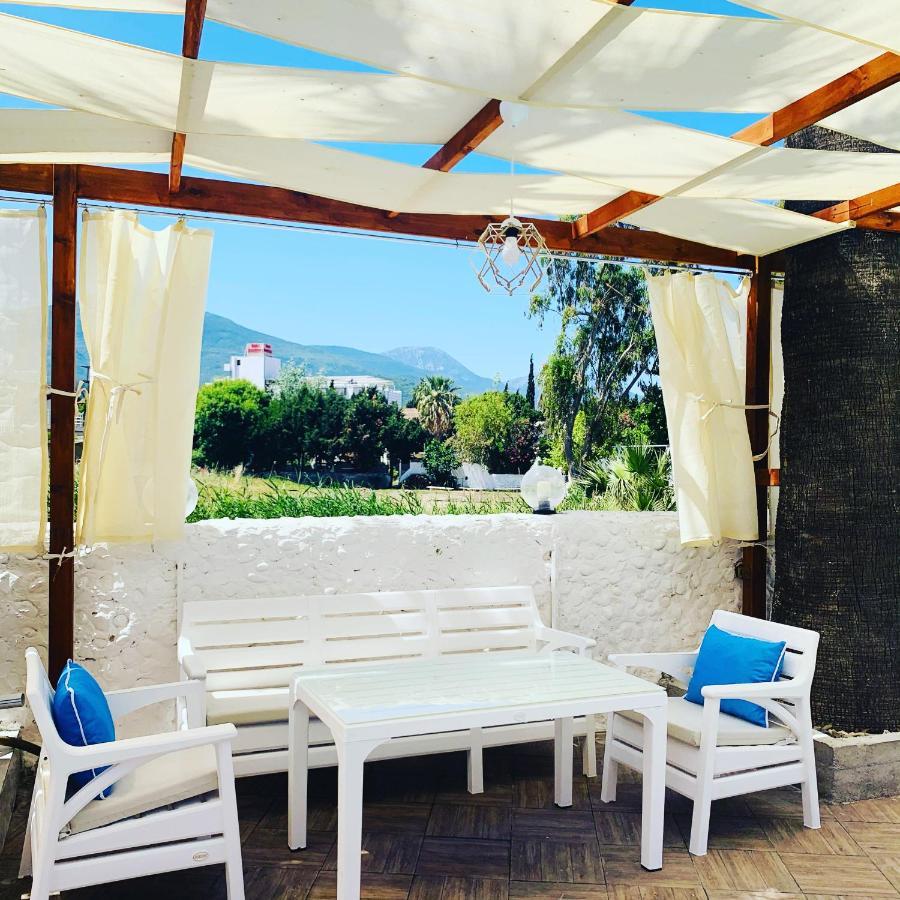 Holiday Hotel Kusadası Exteriör bild