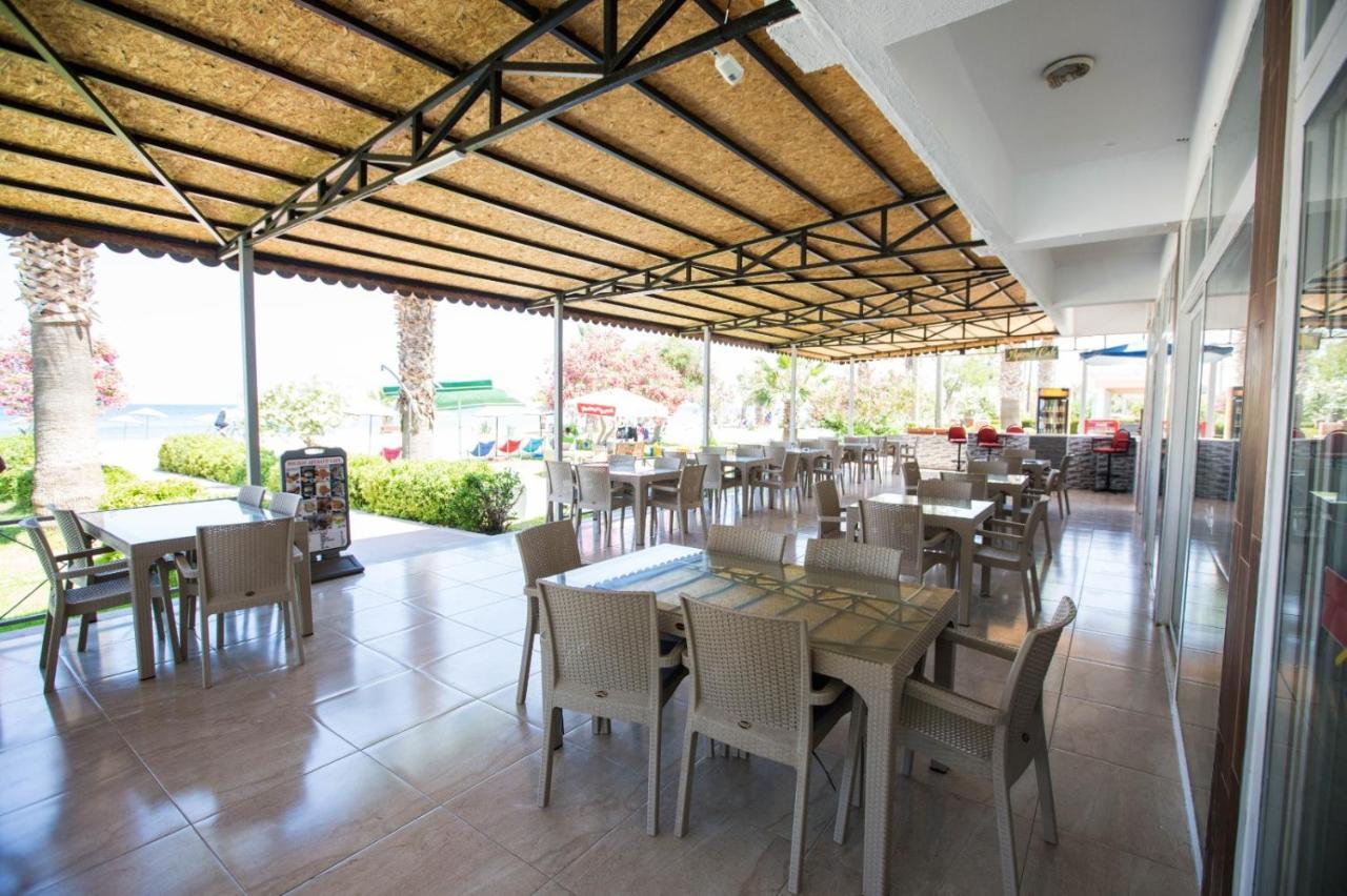 Holiday Hotel Kusadası Exteriör bild