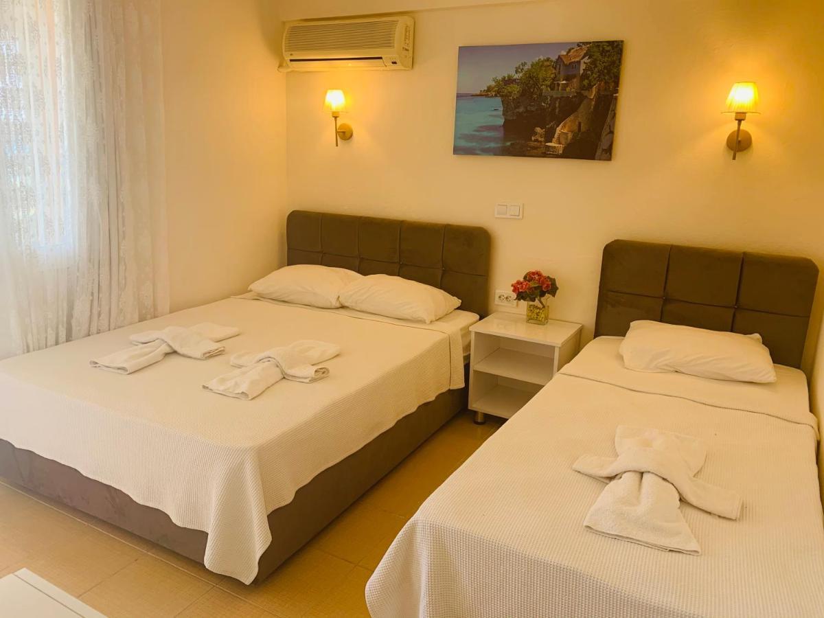 Holiday Hotel Kusadası Exteriör bild